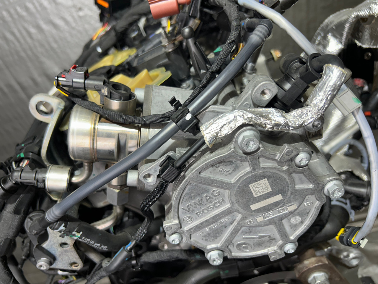 2022-2025 Volkswagen MK8 Golf R 2.0l Engine Long Block - Image 9