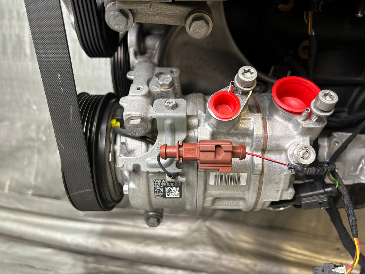 2022-2025 Volkswagen MK8 Golf R 2.0l Engine Long Block - Image 4