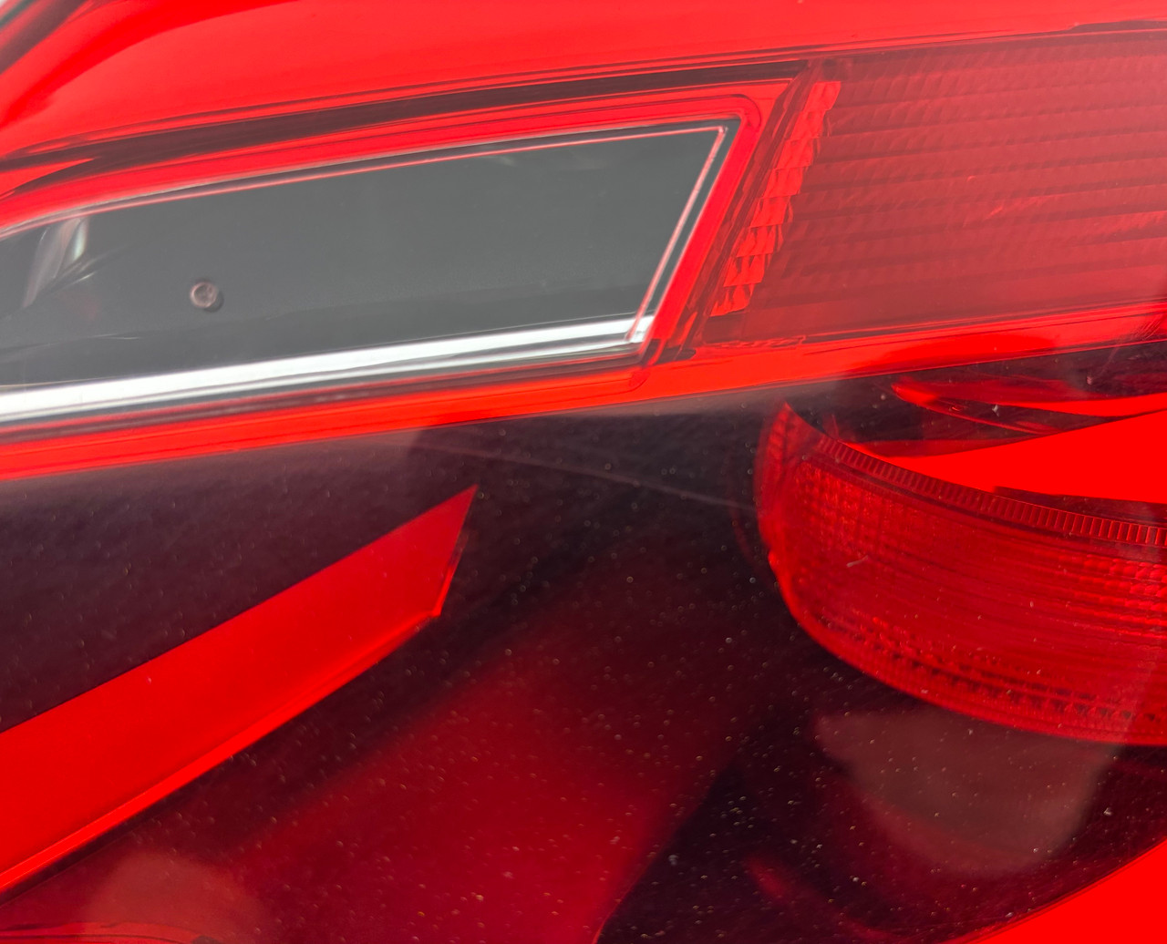 2012-2016 Volkswagen Beetle Coupe Passenger Side Tail Light - Image 3