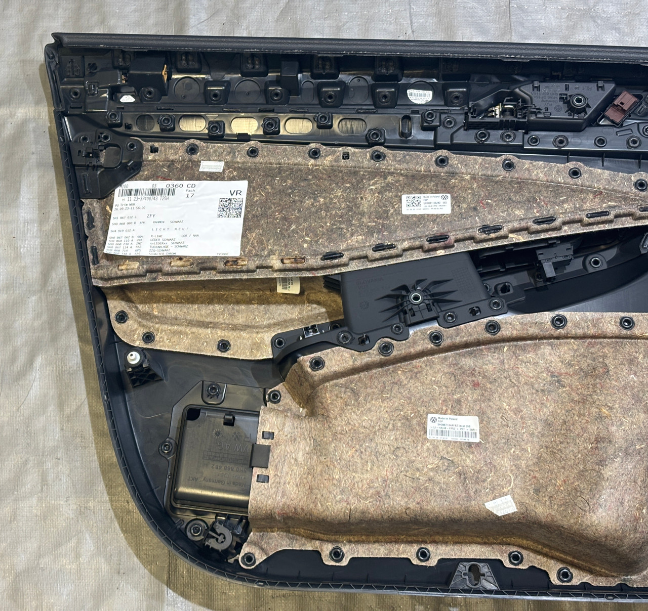2022-2024 Volkswagen MK8 Golf R OEM Interior Door Panels - Image 21