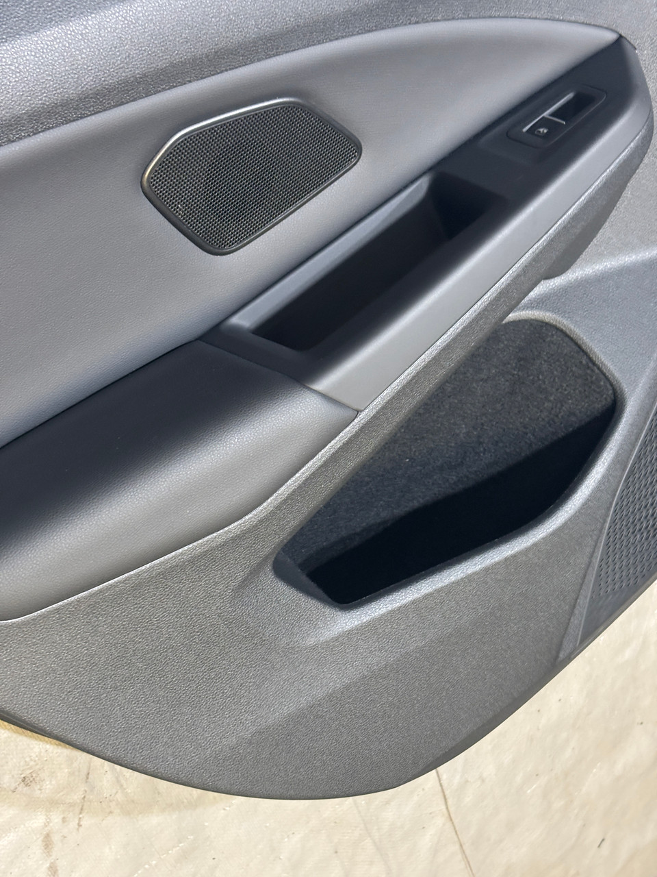 2022-2024 Volkswagen MK8 Golf R OEM Interior Door Panels - Image 13