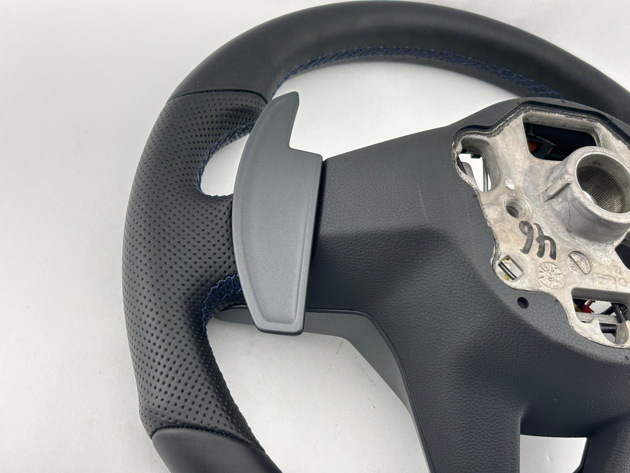 2024-2025 Volkswagen MK8 Golf R OEM Steering Wheel w/ Controls / DSG Automatic - Image 4