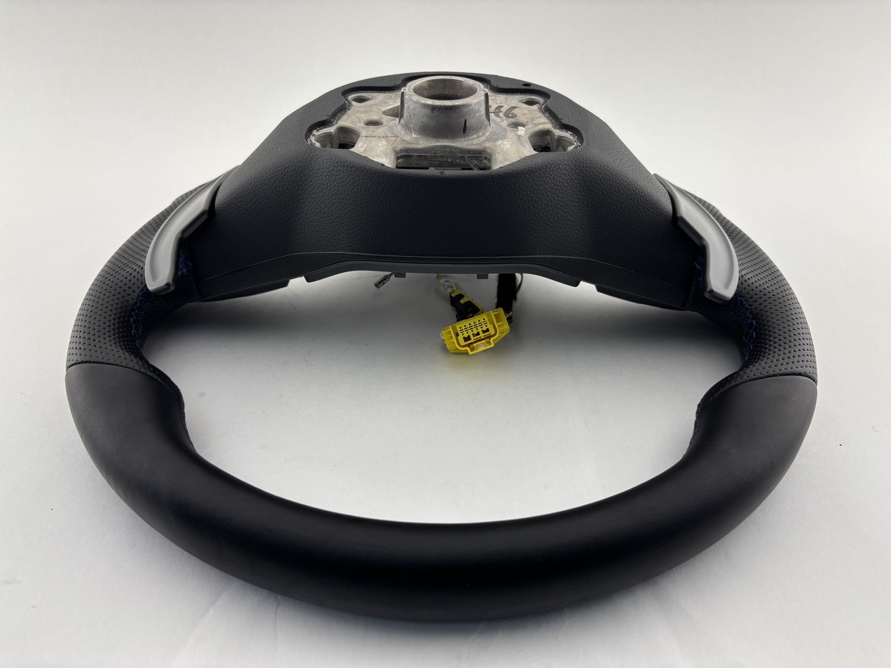 2024-2025 Volkswagen MK8 Golf R OEM Steering Wheel w/ Controls / DSG Automatic - Image 7