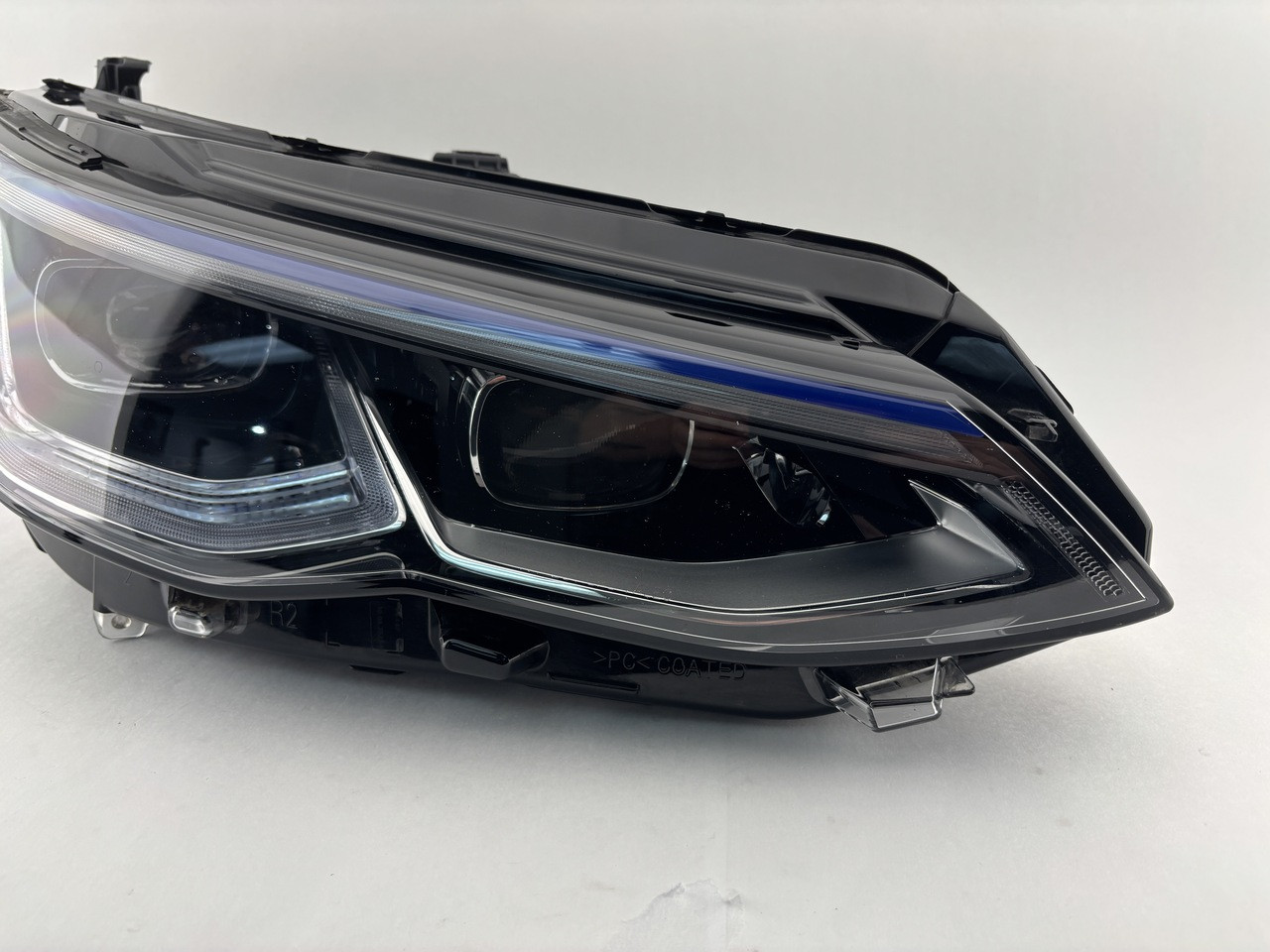 2022-2024 Volkswagen MK8 Golf R OEM Passenger Side LED - Image 5