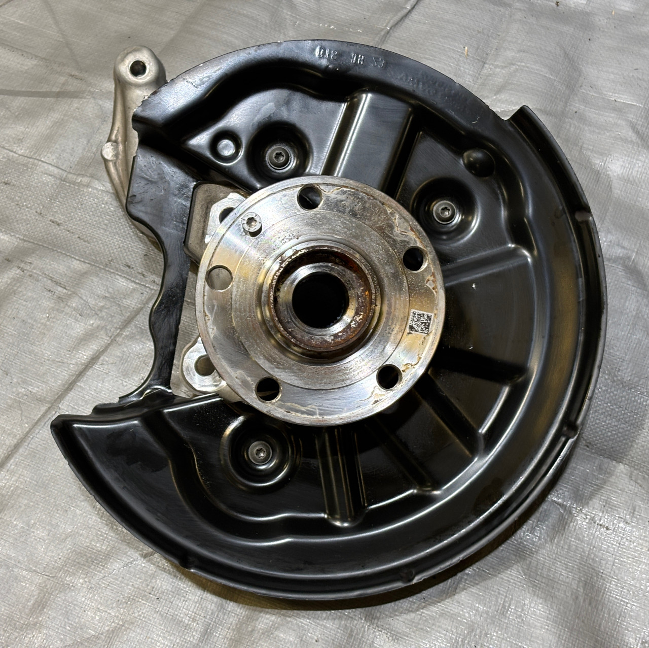 2022-2025 Volkswagen MK8 Golf R Passenger Rear Knee / Hub w/ Control Arms - Image 12