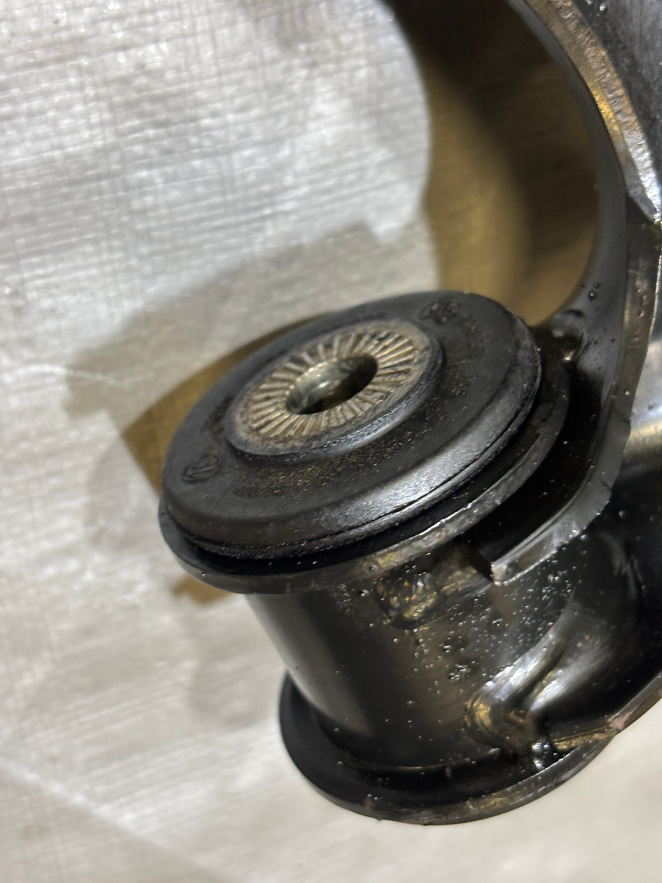 2022-2025 Volkswagen MK8 Golf R Passenger Side Front Knee Spindle Hub w/ Control Arm - Image 8