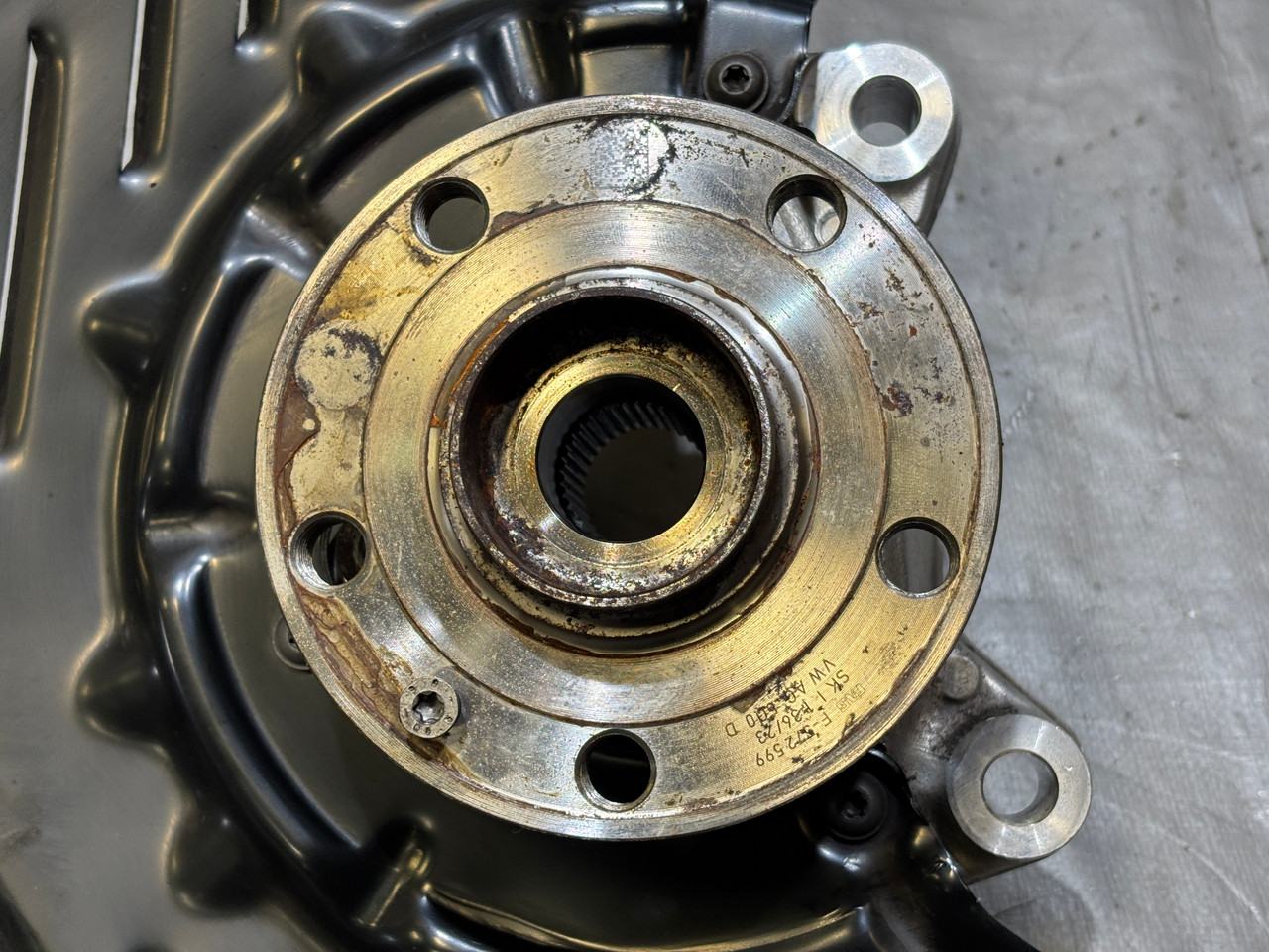 2022-2025 Volkswagen MK8 Golf R Passenger Side Front Knee Spindle Hub w/ Control Arm - Image 22