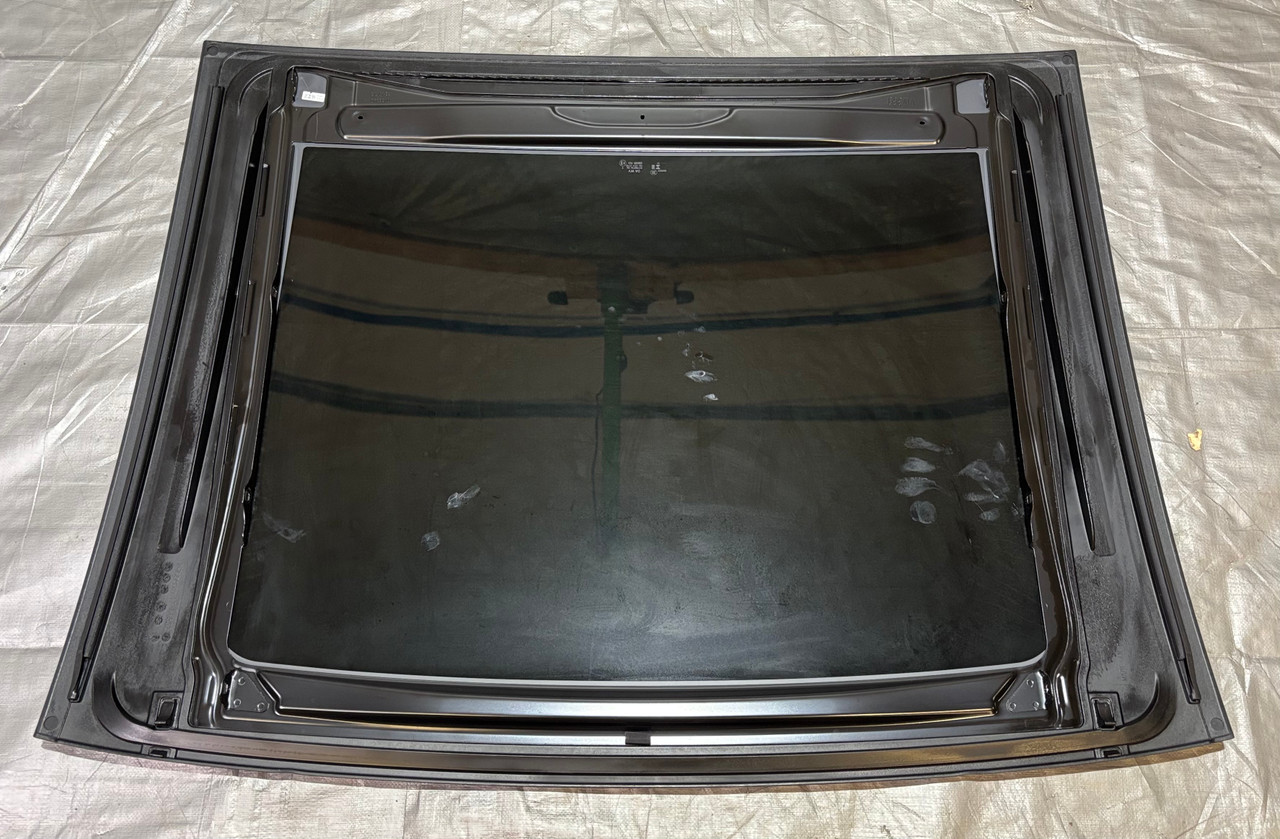 2022-2024 Volkswagen MK8 Golf R OEM Panoramic Sunroof Glass