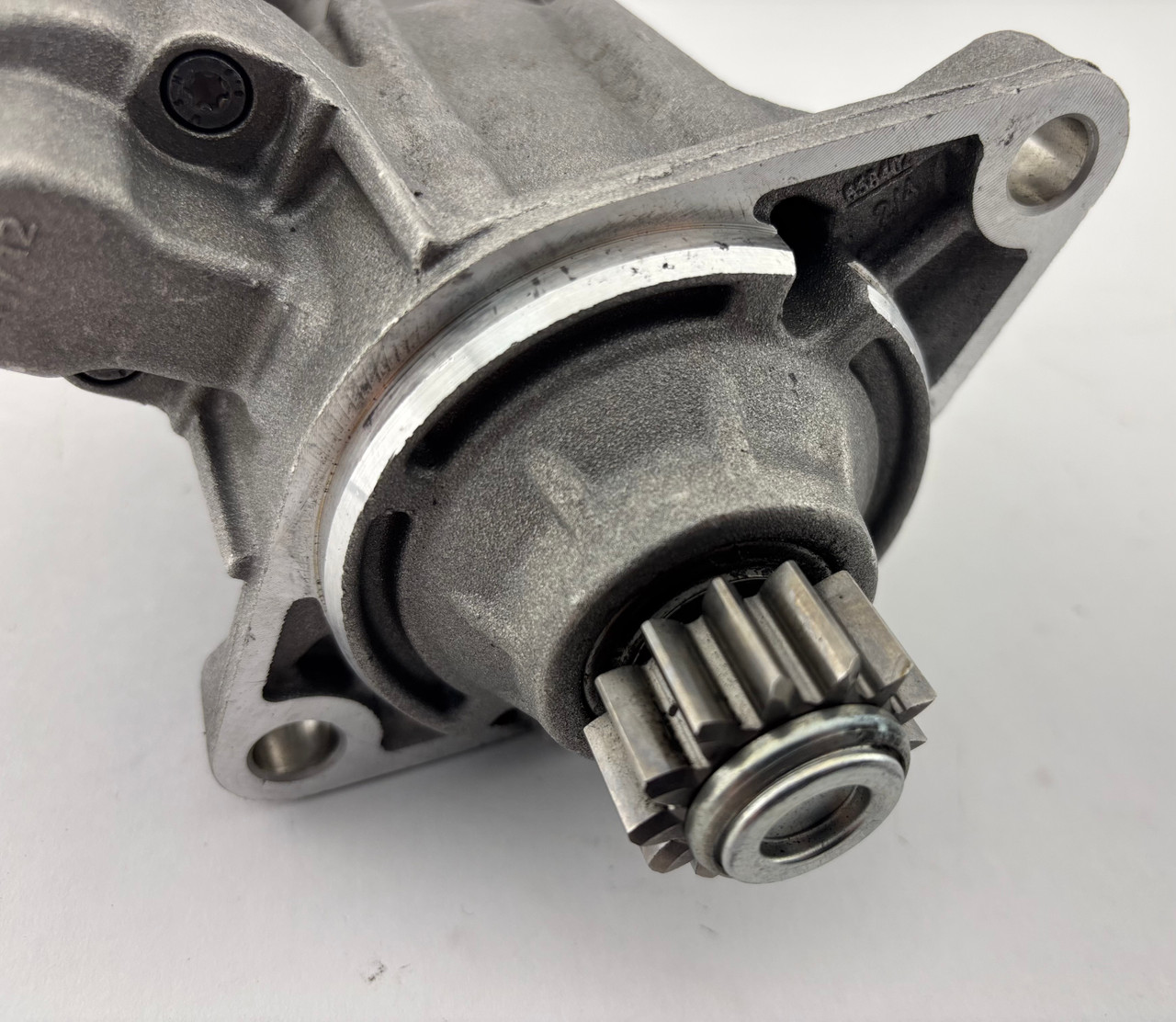 2022-2024 Volkswagen MK8 Golf R OEM Starter Motor / Automatic - Image 4