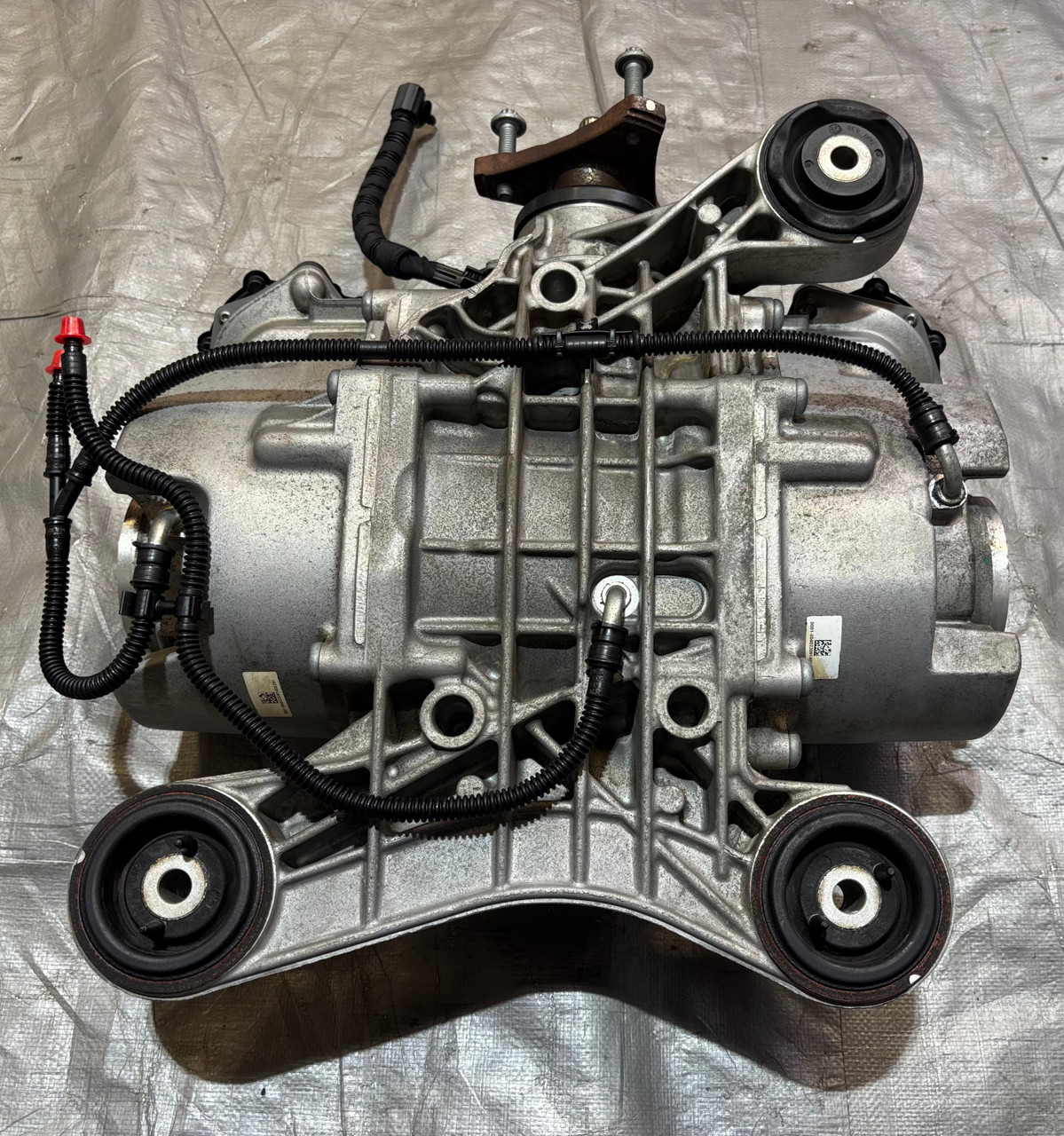 2022-2024 Volkswagen MK8 Golf R Rear Differential Assembly - Image 4