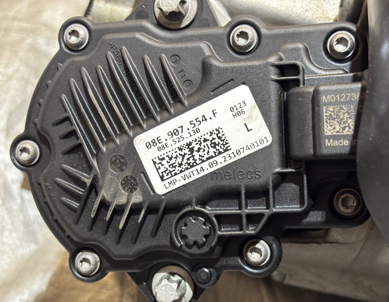 2022-2024 Volkswagen MK8 Golf R Rear Differential Assembly - Image 10