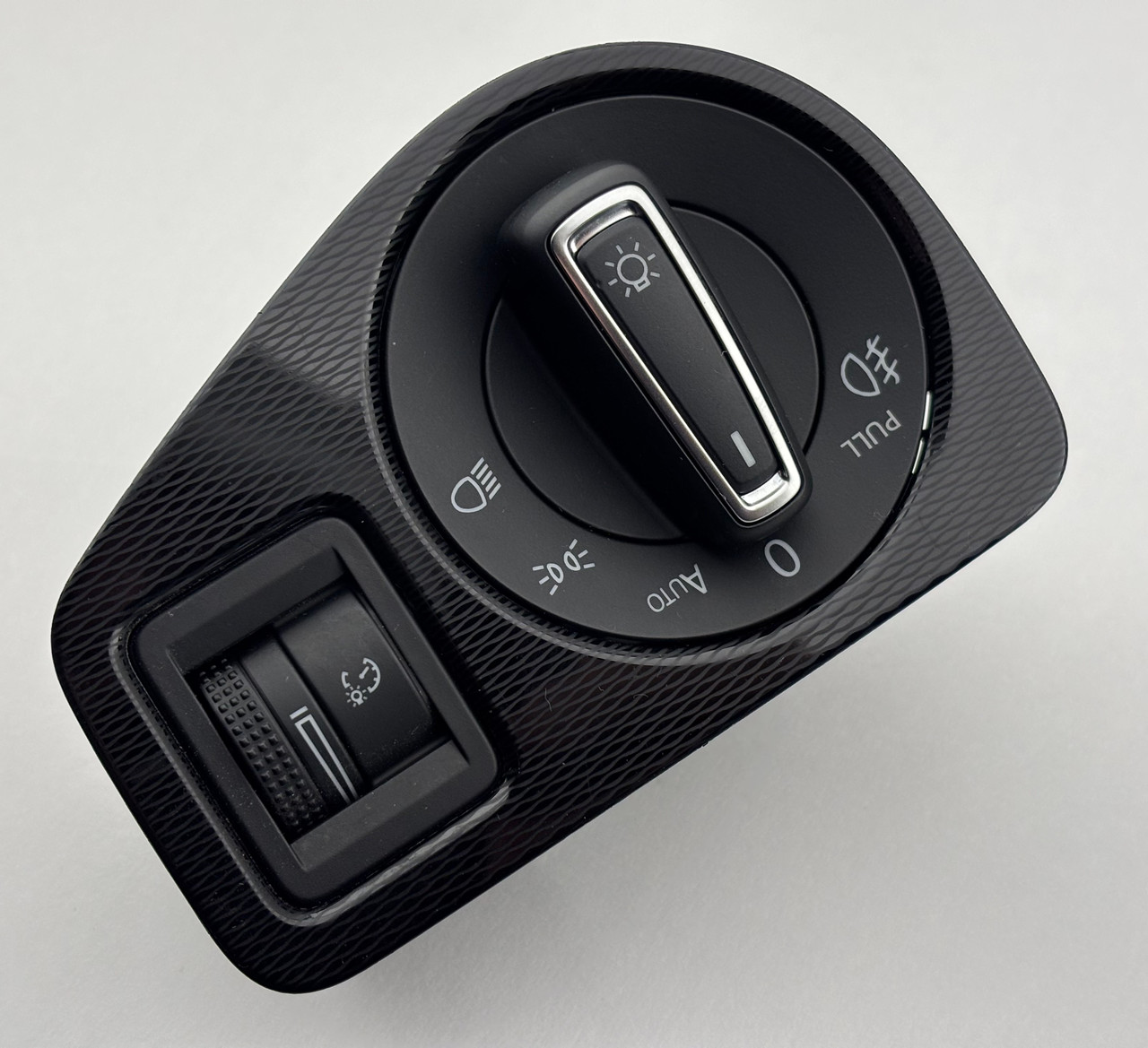 2015-2017 Volkswagen MK7 GTI Faux Carbon Interior Dash Trim Set - Image 3
